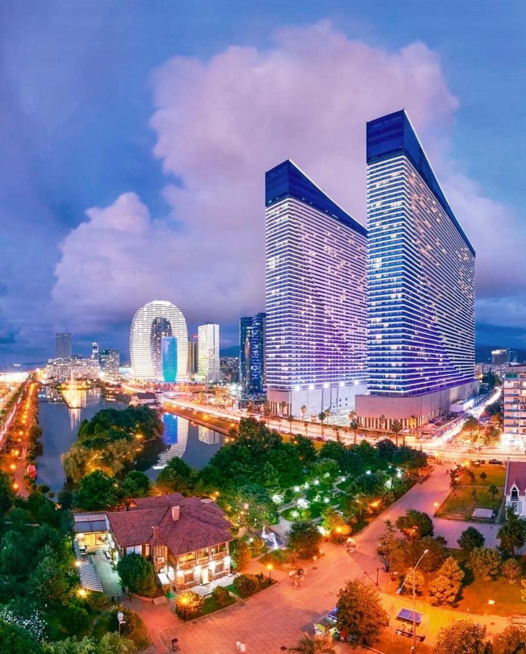 Orbi City Sea View Батумі Екстер'єр фото